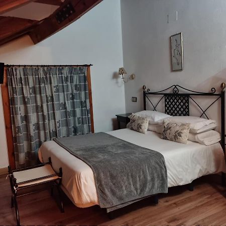 Puerta Al Duraton Bed and Breakfast Sebúlcor Eksteriør billede